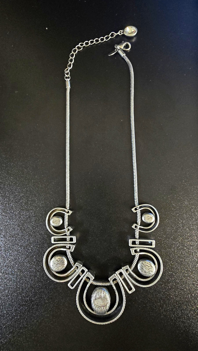 Lia Sophia Silver Tone Statement Pendant Necklace Snake Chain Lobster